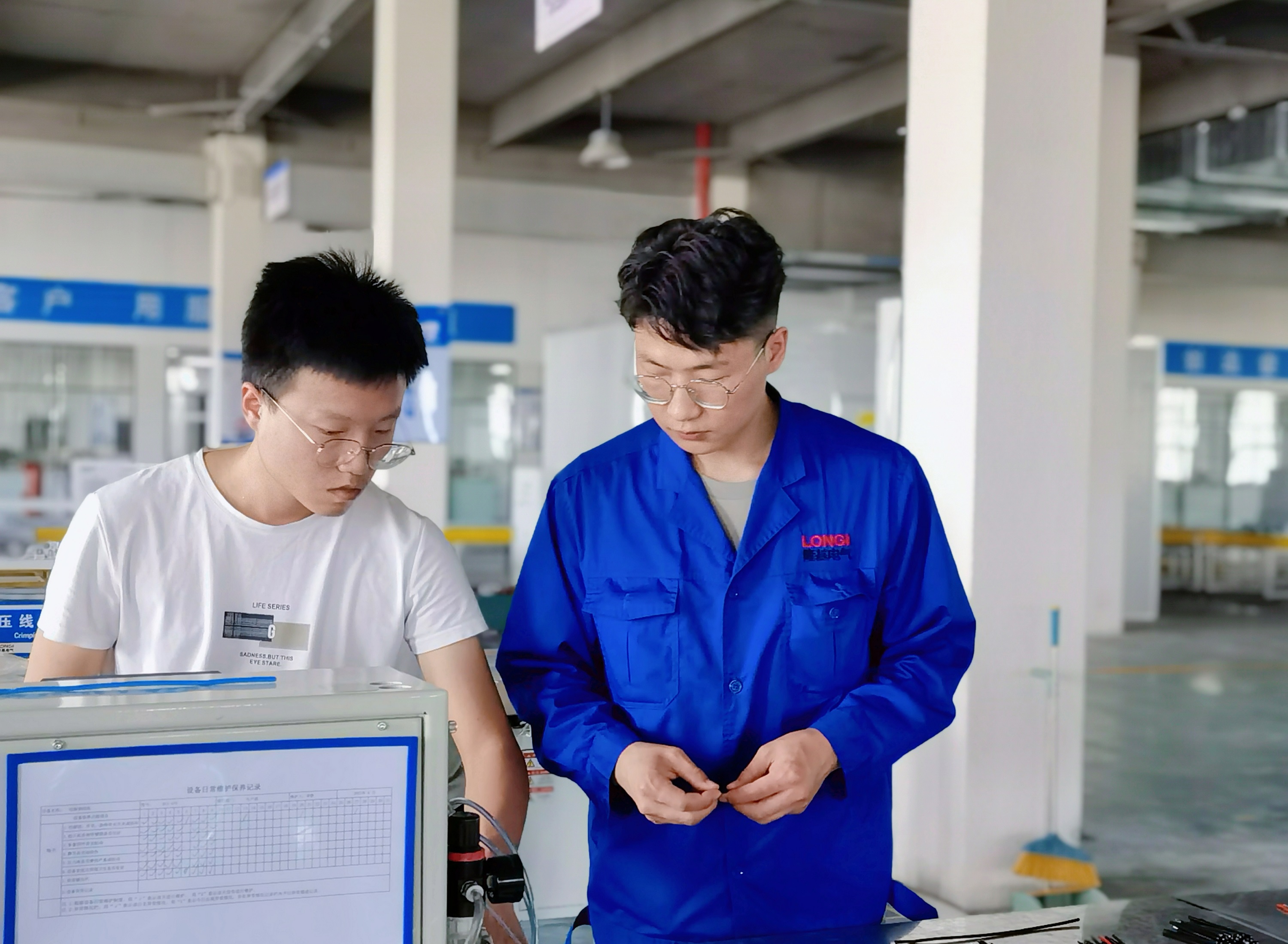 1694150231348977.jpg 1694150231348977.jpg