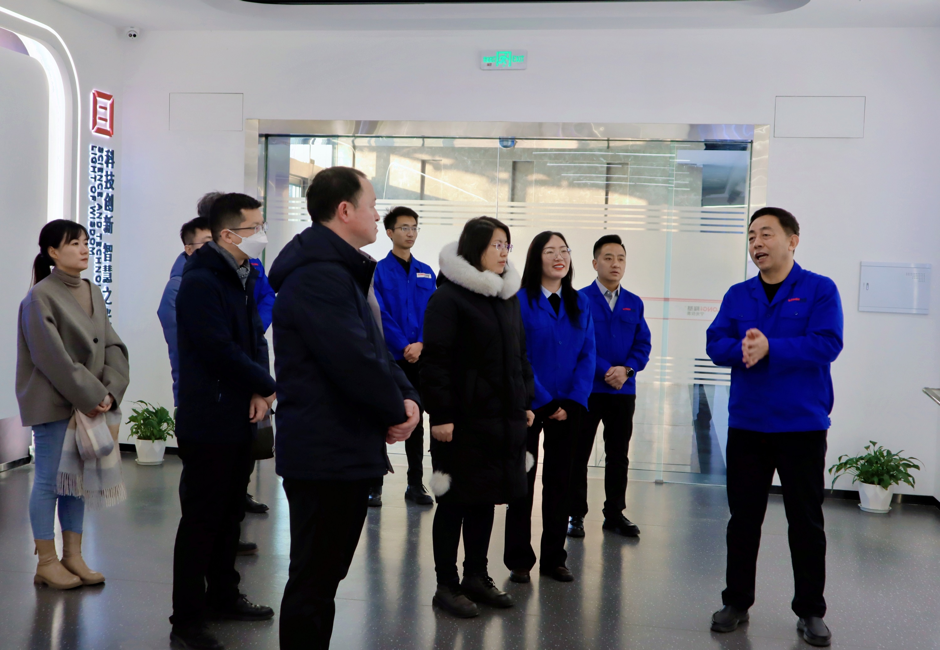 1704847640859652.jpg 1704847640859652.jpg