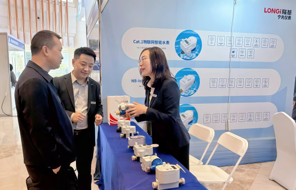 1743555114962562.png 美图设计室_变清晰_2025_04_01(0).png