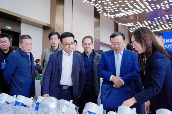 1763945013612211.jpg 微信图片_20251120140440_1088_66.jpg